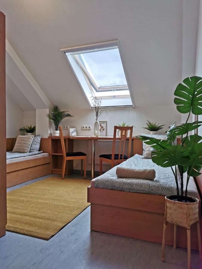 Hostel Hid Ifjusagi Szallo Dunaújváros Exteriér fotografie