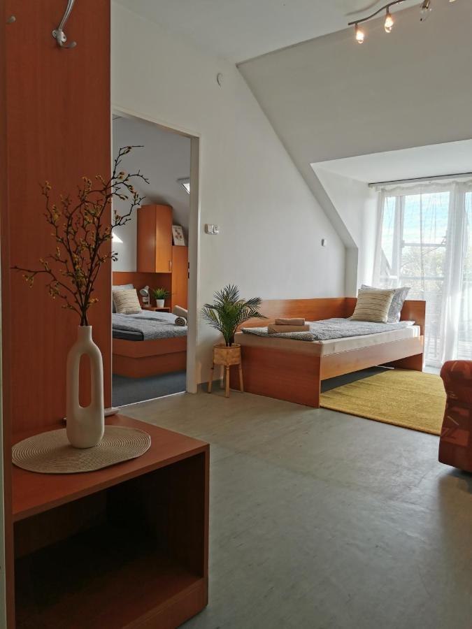 Hostel Hid Ifjusagi Szallo Dunaújváros Exteriér fotografie