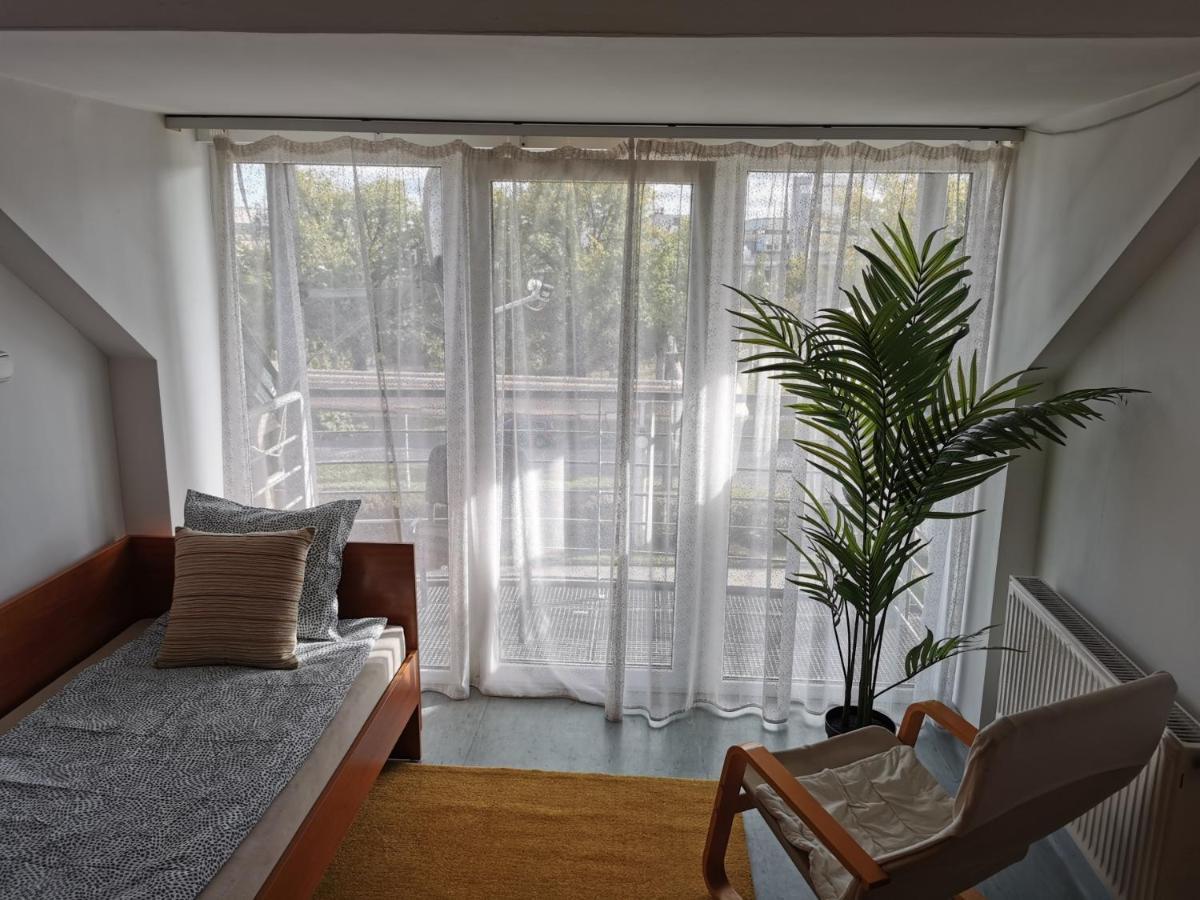 Hostel Hid Ifjusagi Szallo Dunaújváros Exteriér fotografie